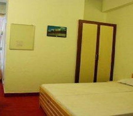 Hotel Bhagat Chamoli Habitación foto